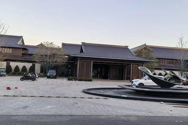 بلیو وے ہوٹل سوئمنگ پول پروجیکٹ: رنقان کائیوان منگٹنگ (لانگو ٹی ٹاؤن برانچ)