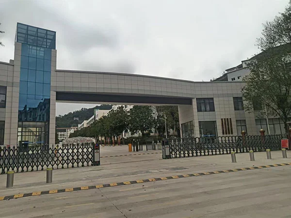 بلیوے کنسٹرکشن سوئمنگ پول پروجیکٹ: مالیپو نیشنل مڈل اسکول، صوبہ یونان۔
